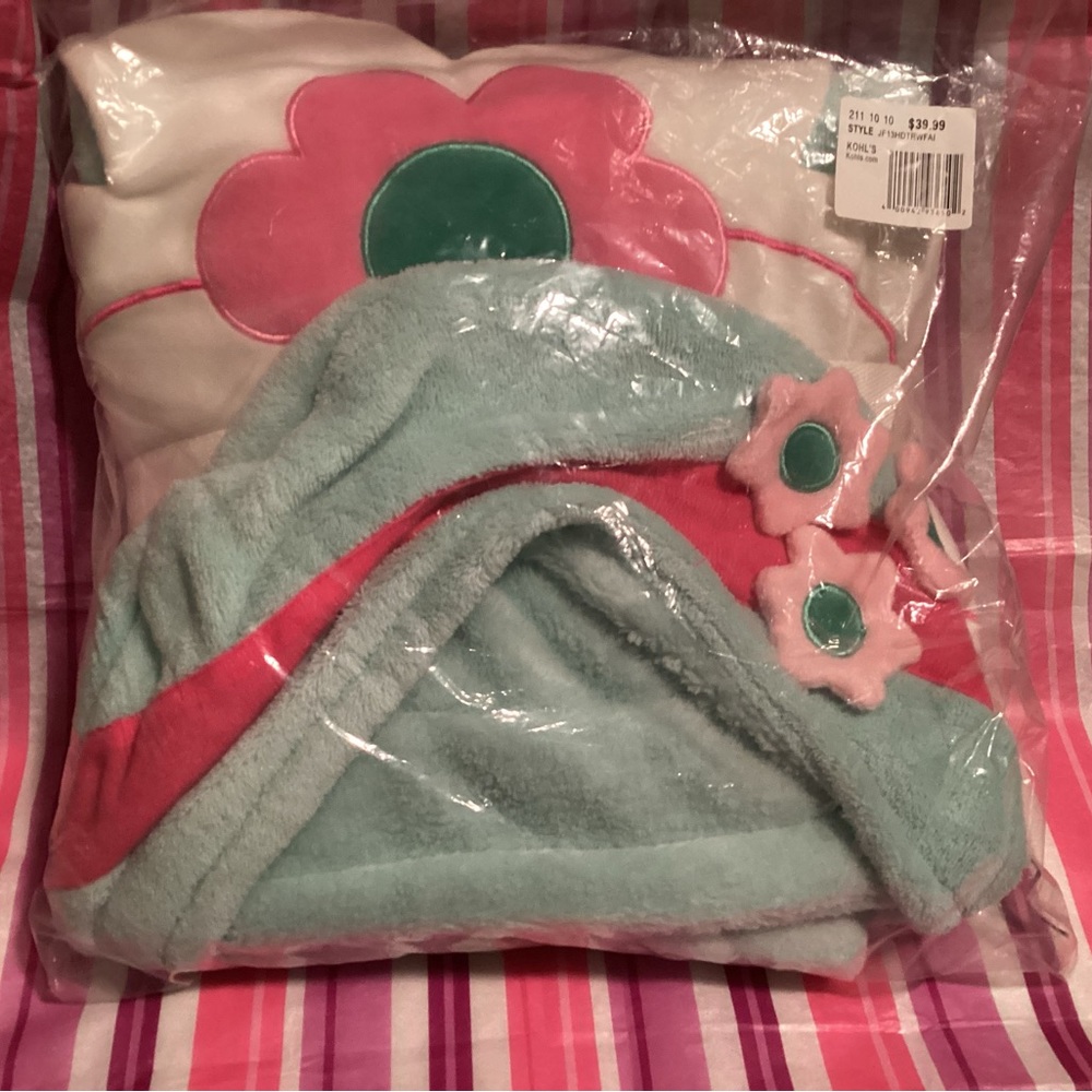 Jumping Beans Hooded Throw-Fairy Design